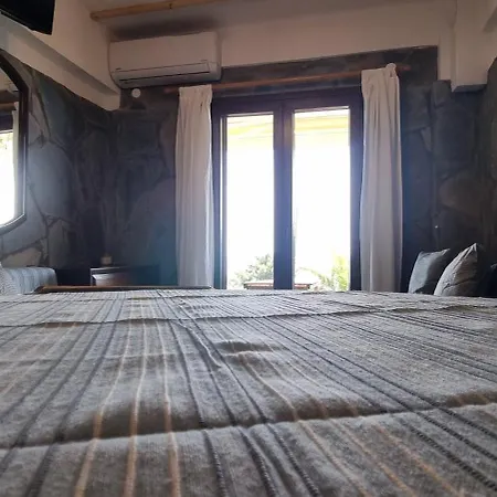 Seaview Pinnacle Retreat Mola Kalyva
