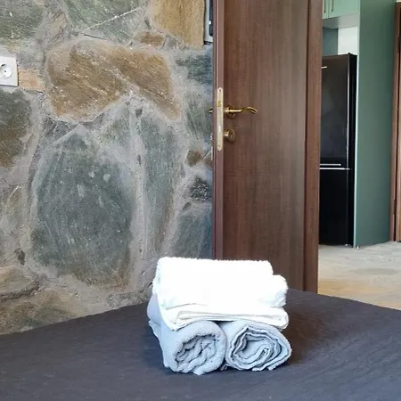 Seaview Pinnacle Retreat Apartment